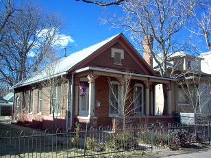 Home in Lincoln Park